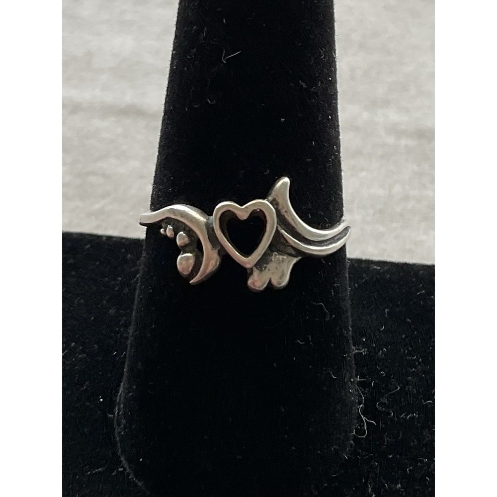 Vintage 925 Sterling Silver Heart With Wings Ring Size 8.25 Estate Jewelry
